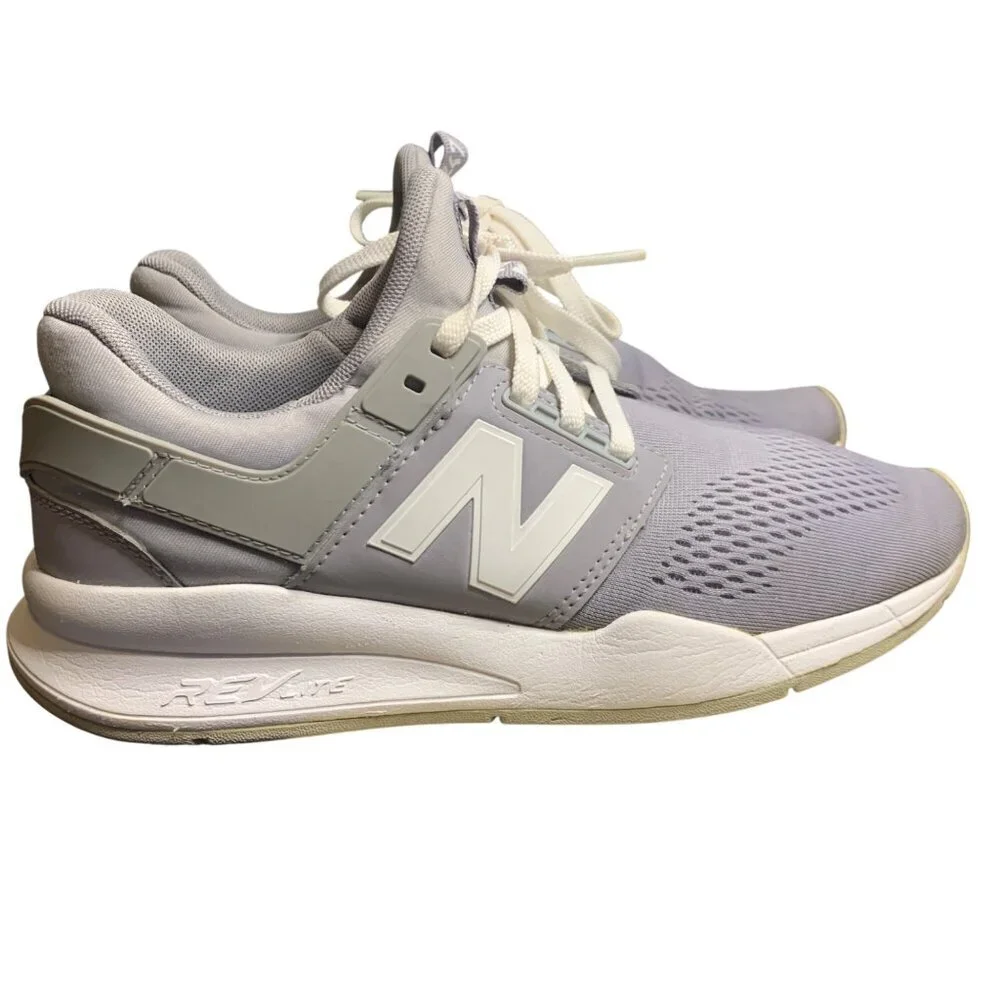 New Balance‎ Womens Gray & White Sneakers Size 8 With REVlite Cushioning